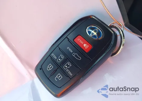 2025 Toyota Sienna Limited from USA, damaged, VIN 5TDZSKFC0SS167604